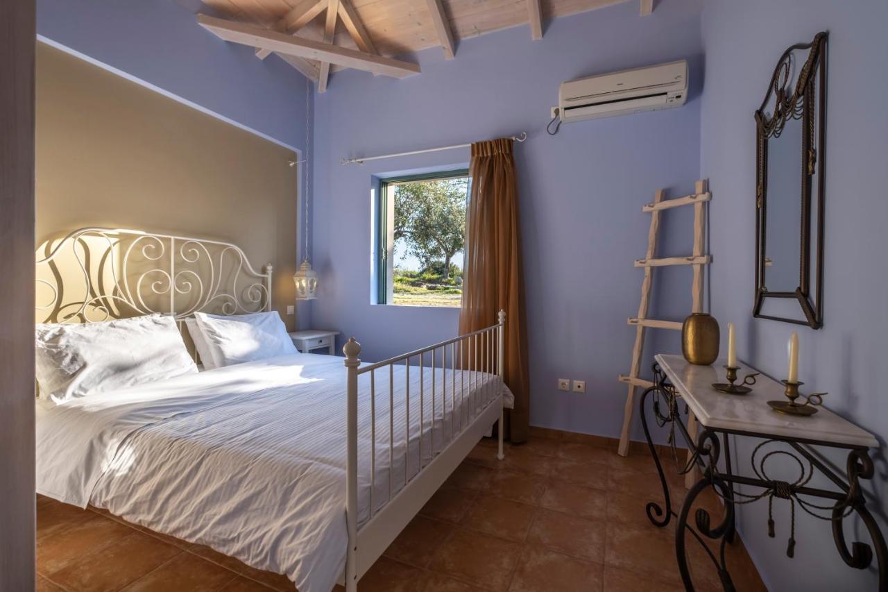 Chamaloni Cottages Finikounda Exterior foto