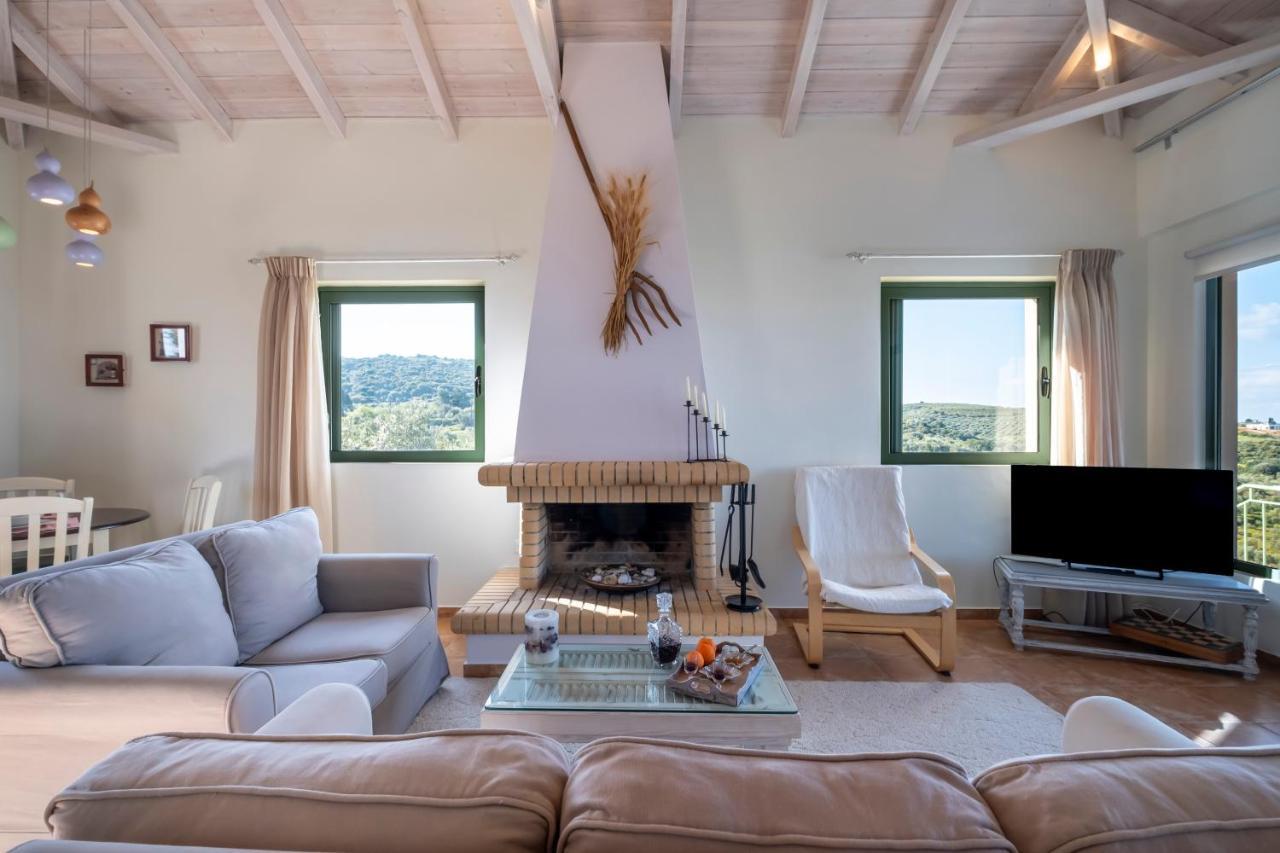 Chamaloni Cottages Finikounda Exterior foto