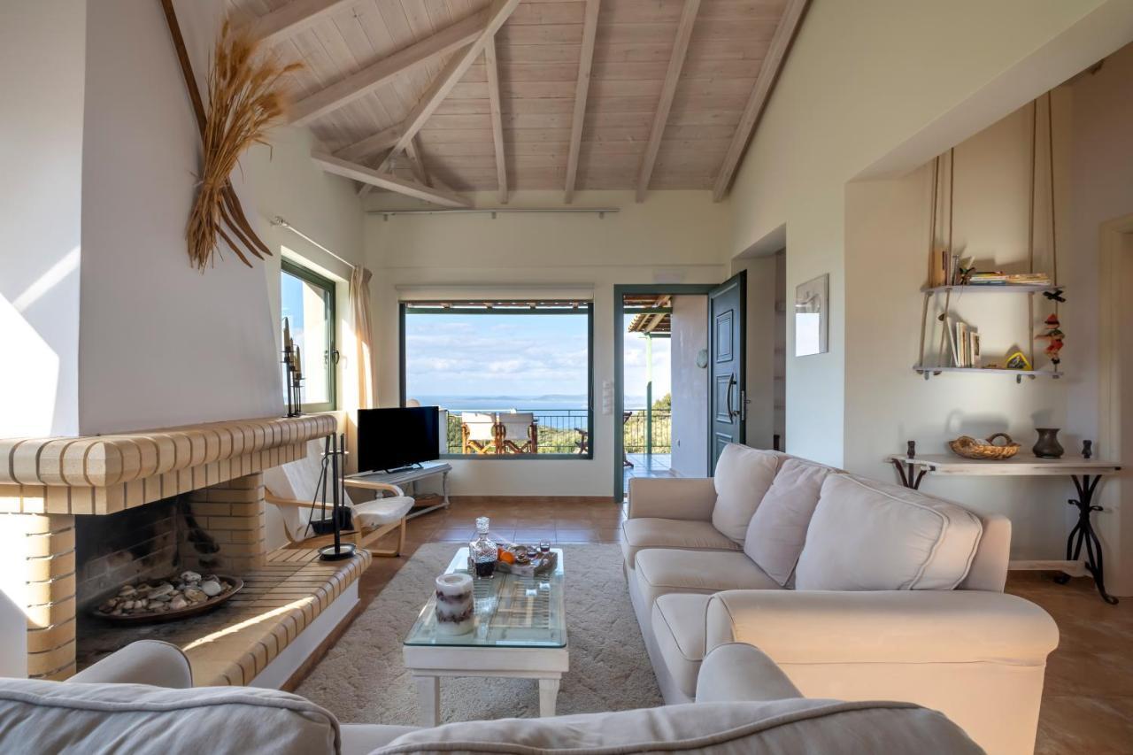 Chamaloni Cottages Finikounda Exterior foto