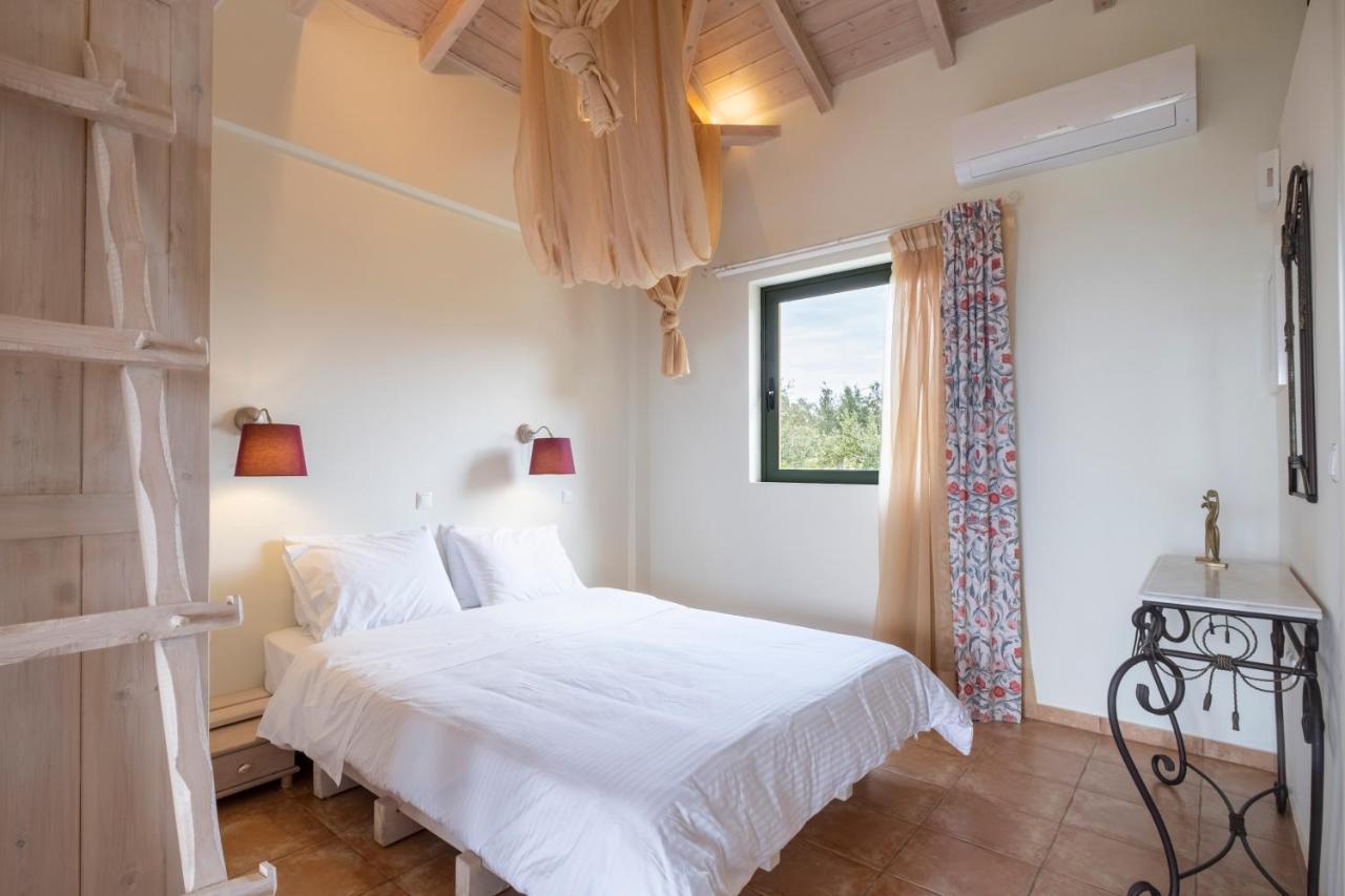Chamaloni Cottages Finikounda Exterior foto